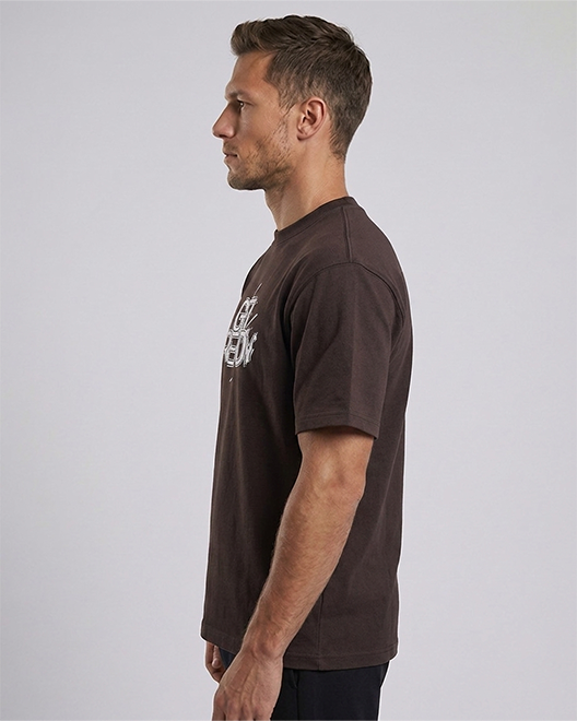 UrbanCore Oversized Graphic T-Shirt – Mocha Brown