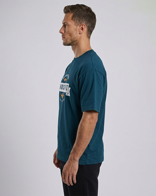 CoreWear Fitness Graphic T-Shirt – Deep Teal Green