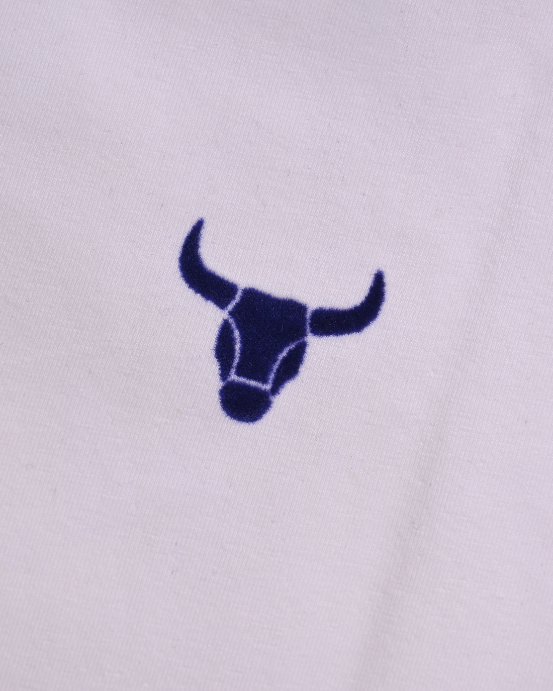 Fitrock White V-Neck Essential Tee